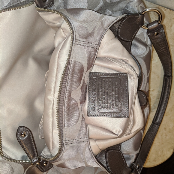 Coach Satchel Handbag - Picture 6 of 7
